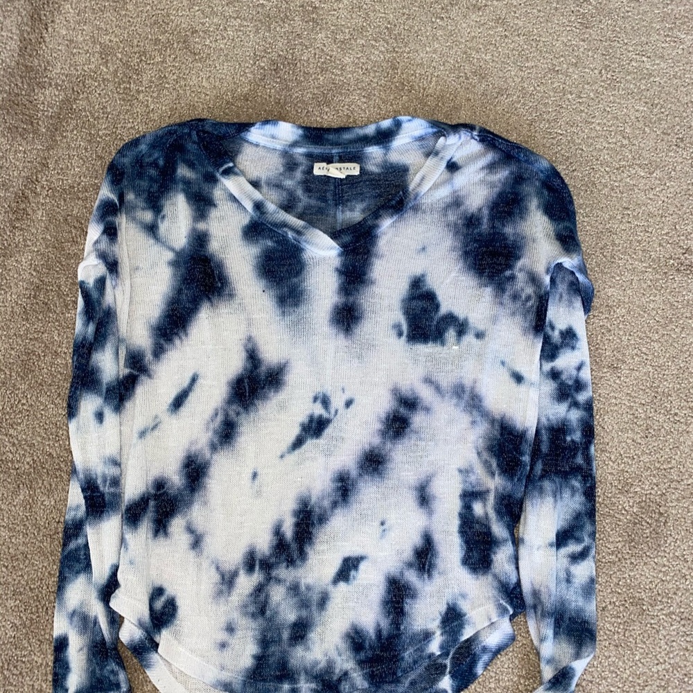 Long sleeve sweater shirt